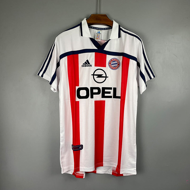 Bayern Away 2000/01 Retro Football Shirt