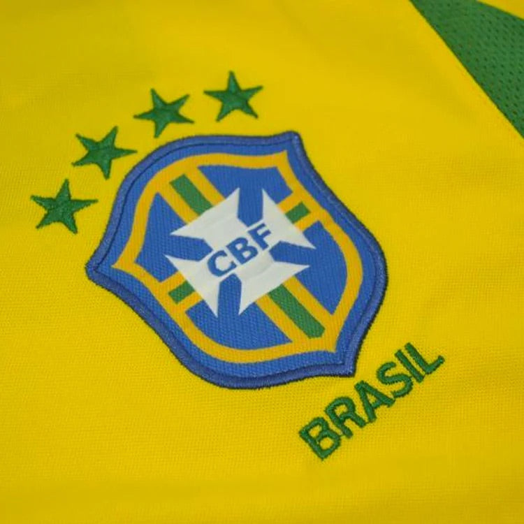 Brazil 2002 Home - Retro Football Shirt - Ronaldinho 11